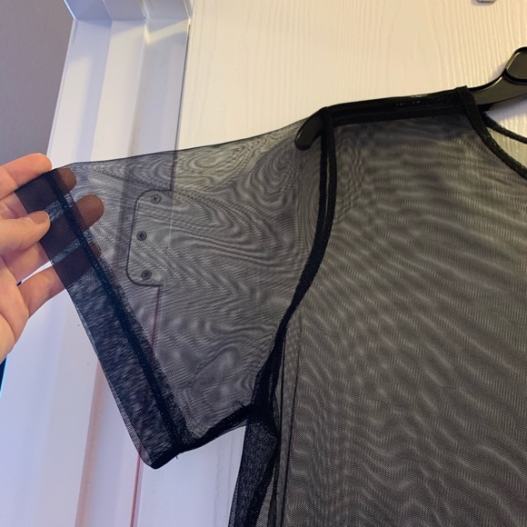 Mesh top - Picture 2 of 3